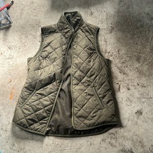 Old nacy sleeveless vest